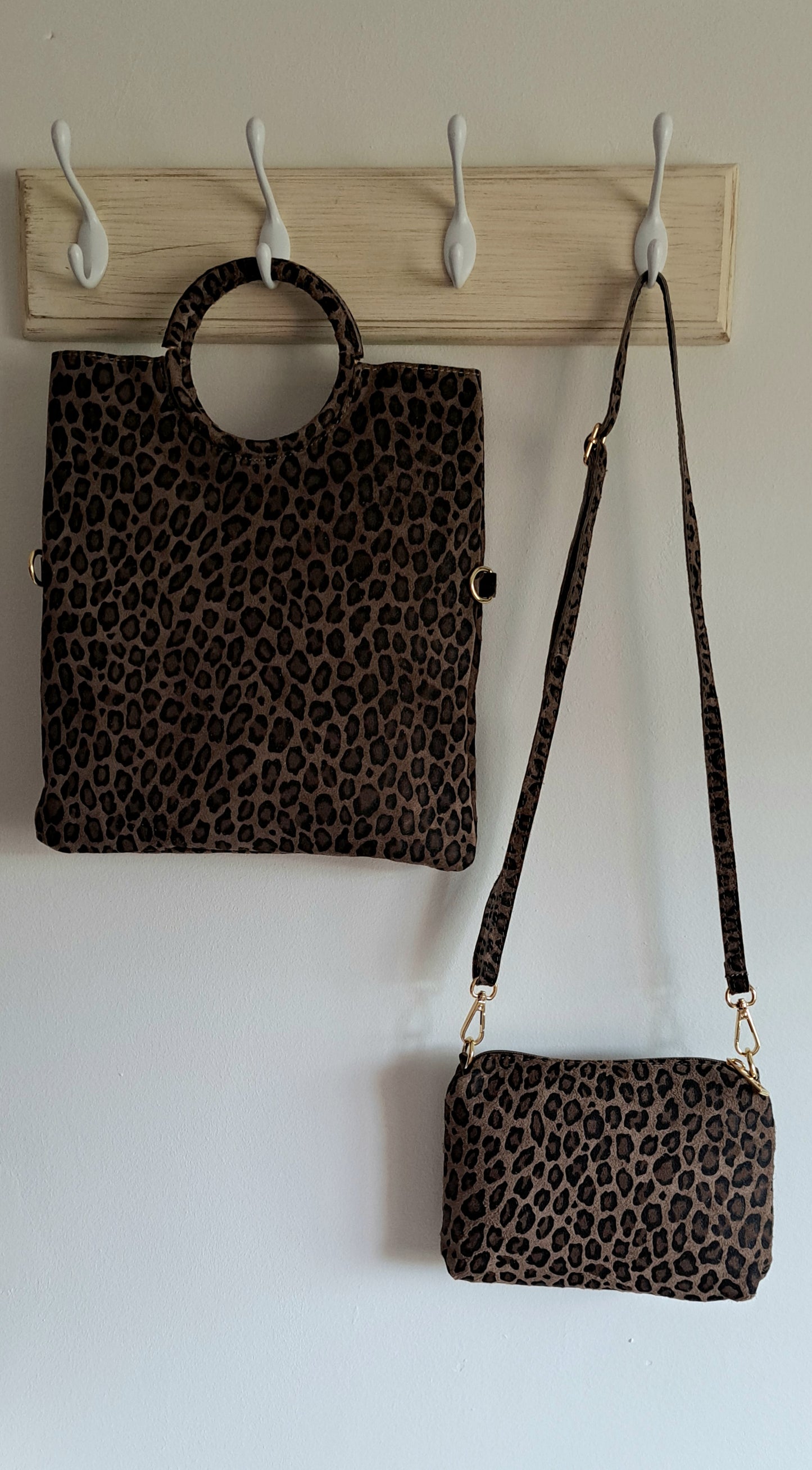 Convertible handbag into animal print shoulder bag