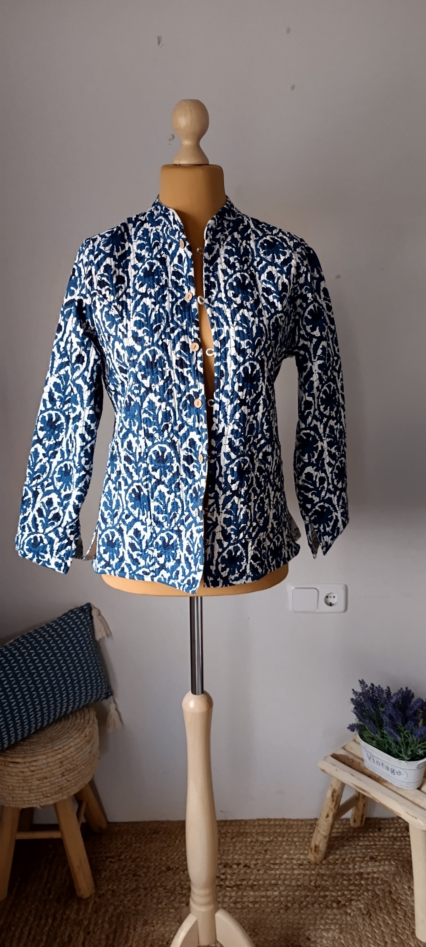 Chaqueta reversible con acolchado fino