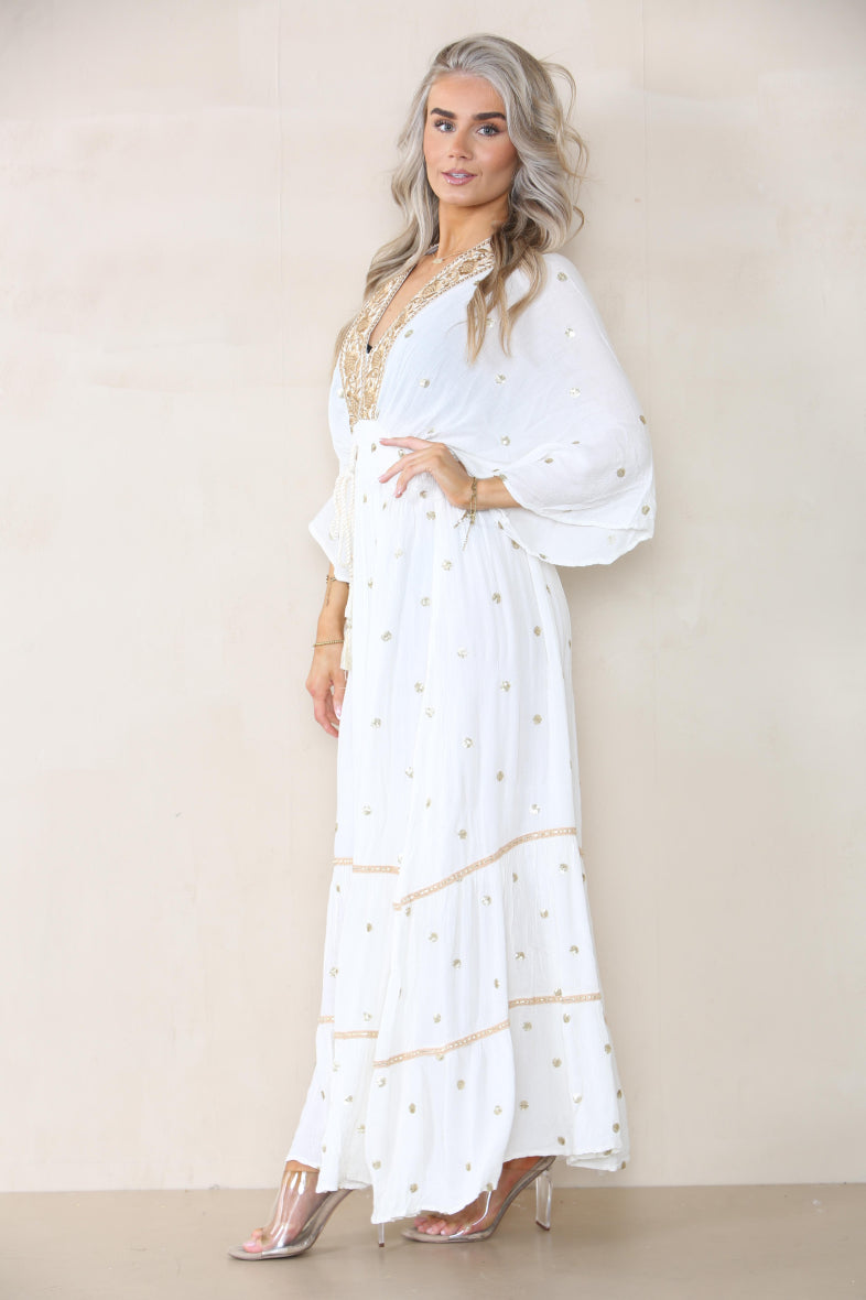 Vestido caftan manga con escote bordado dorado